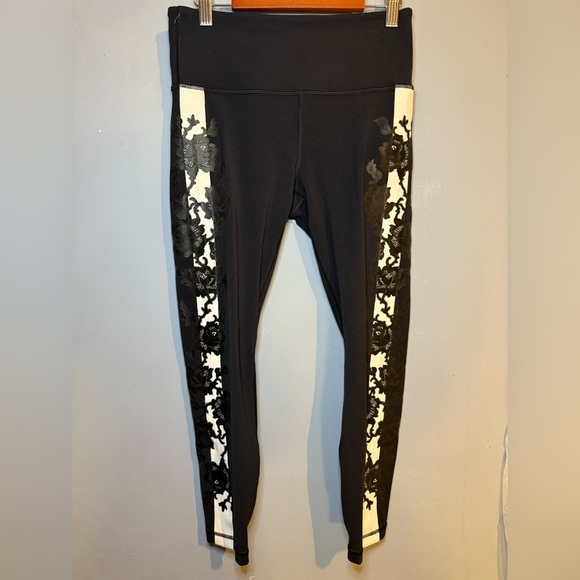 Athleta Black Leggings with White Floral Design - Picture 1 of 7